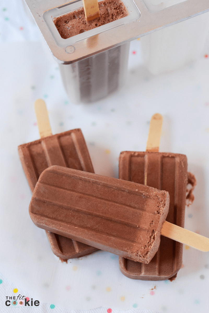 Dairy Free Dark Chocolate Popsicles (aka Fudgesicles) • The Fit Cookie