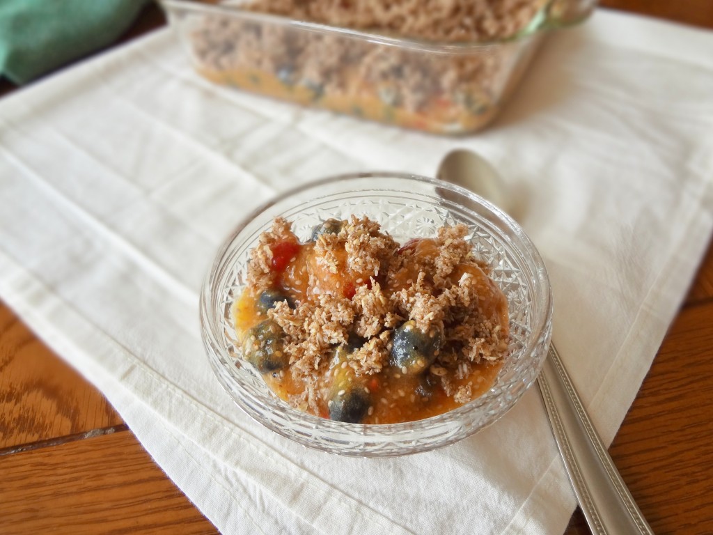 Don't want to turn on your oven? Make this easy no-bake Peach-Berry Ice Box Crumble for dessert, or even breakfast! This recipe is paleo and egg free! - @TheFItCookie #paleo #dairyfree #eggfree 