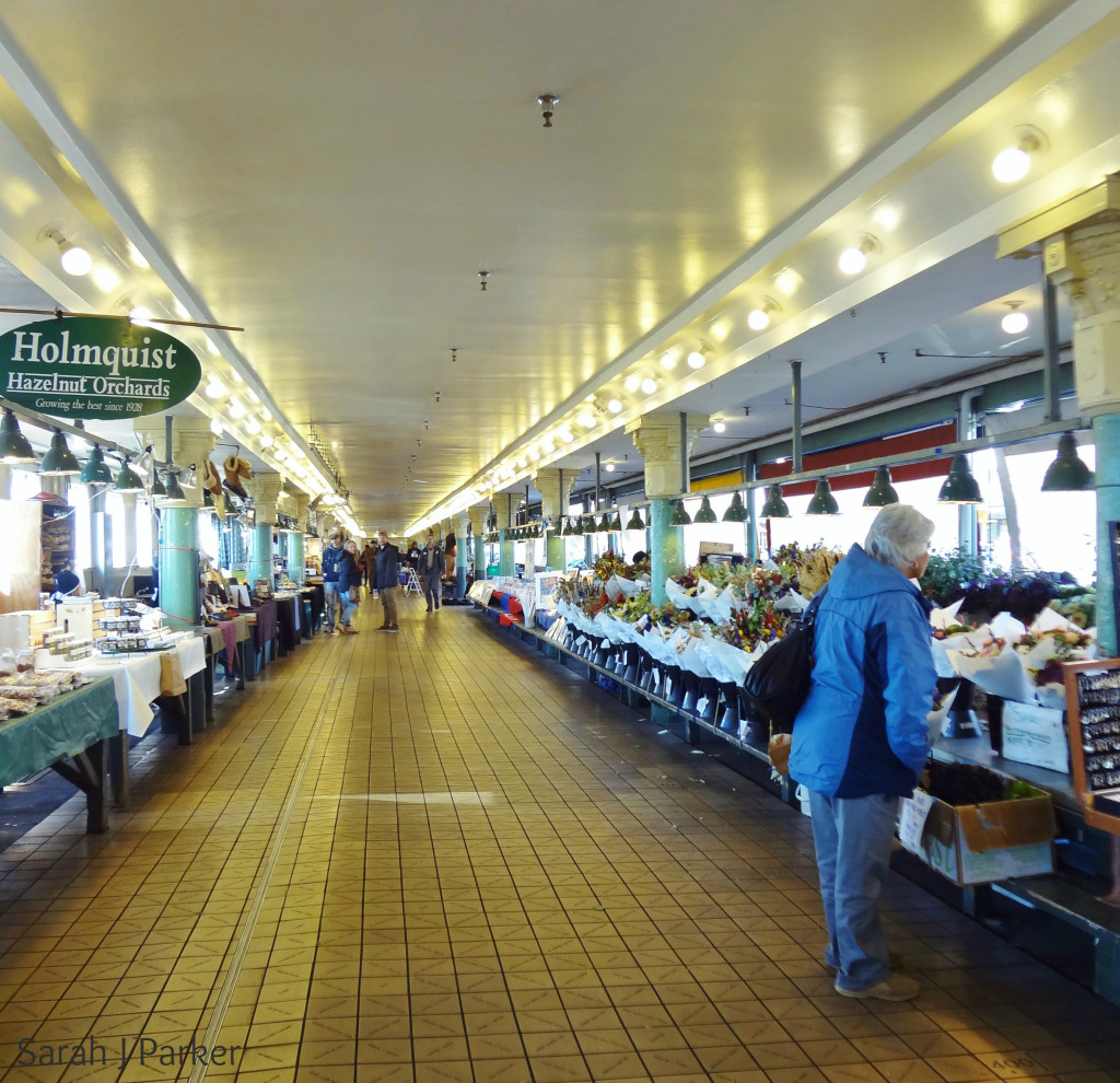 A new installment of The Fit Cookie Travels! Photos from our recent trip to Seattle and my favorite place: Pike Place Market