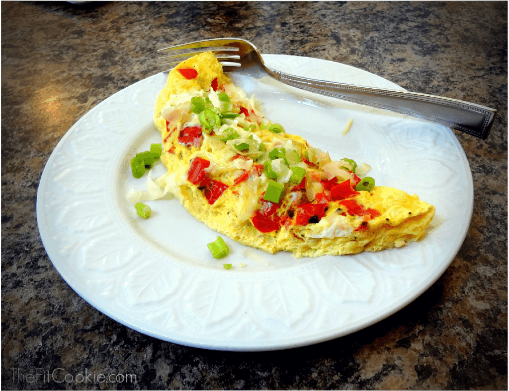 Easy Red Pepper and Gruyere Omelet - TheFitCookie.com