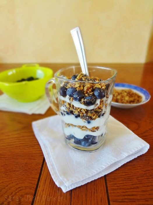 Gluten Free Breakfast Parfait Recipe (and 5 ways to start your morning off right!) - @TheFitCookie