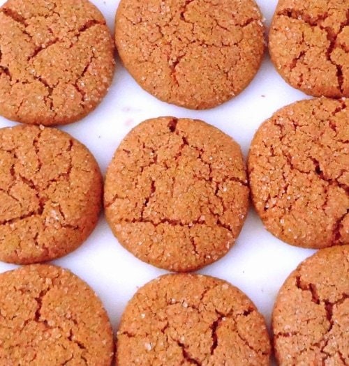 Cardamom Molasses Cookies {Gluten Free and Vegan} - @thefitcookie #recipe #glutenfree #vegan