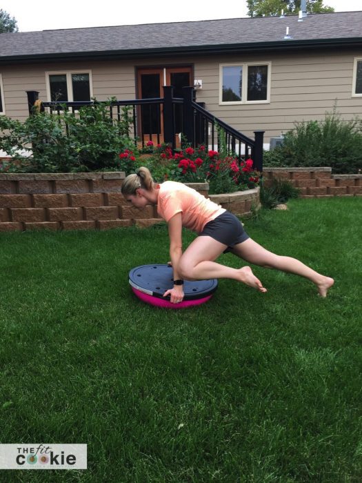 4 Essential BOSU core exercises - @TheFitCookie @BOSUFitness @FitApproach #sponsored #sweatpink #exercise #fitness #BOSUstrong