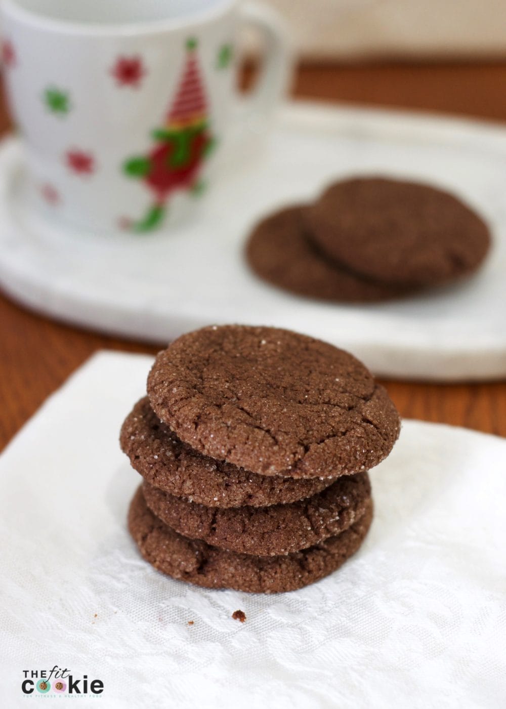 Chocolate No-Chill Vegan Sugar Cookies: quick and easy to make - #recipe #vegan @thefitcookie
