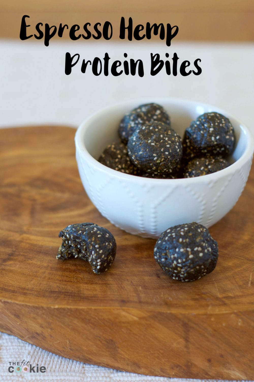 What's better than homemade protein bites as a snack? These Espresso Hemp Protein Bites are perfect for busy days, and they're gluten free, vegan, and peanut free! - @thefitcookie #ad @BobsRedMill #SummerStrong #recipe #FuelYourAwesomeness #sweatpink
