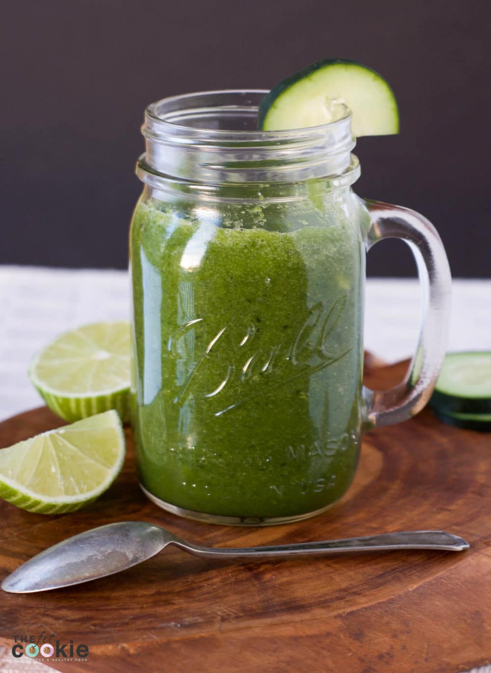 This Super Simple Green Smoothie is an easy, vegetable-only smoothie with no sugar and only 3 ingredients. It's a great way to add more veggies to your day, and it's paleo, vegan, and nut free! - @TheFitCookie #greensmoothie #smoothie