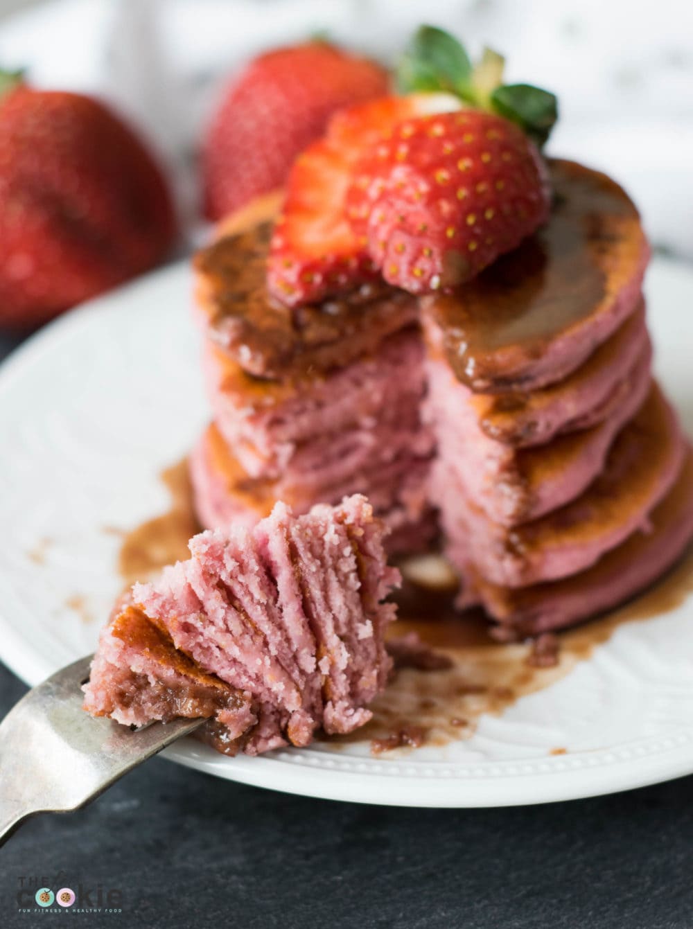 Strawberry Chocolate Pancakes naturally colored - no fake red dyes! (#GlutenFree & #Vegan) - @TheFitCookie #foodbloggenius