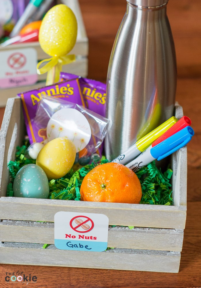 Looking for some creative Easter basket ideas for kids with food allergies? Here are 35 Easter basket ideas for kids of all ages, plus some cool food allergy labels from @StickerYou! - @TheFitCookie #sponsored by StickerYou 