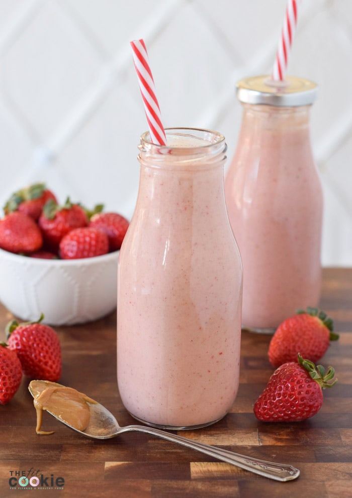 Want to enjoy a classic PB&J without the bread and sugar sweetened jams? This natural Dairy Free PB&J Smoothie from the Eat Dairy Free cookbook is gluten free, vegan, can be made nut-free, and is only sweetened with fruit. It's perfect for breakfast or an after school treat, my kids loved this recipe! - #AD @TheFitCookie #dairyfree #grainfree 