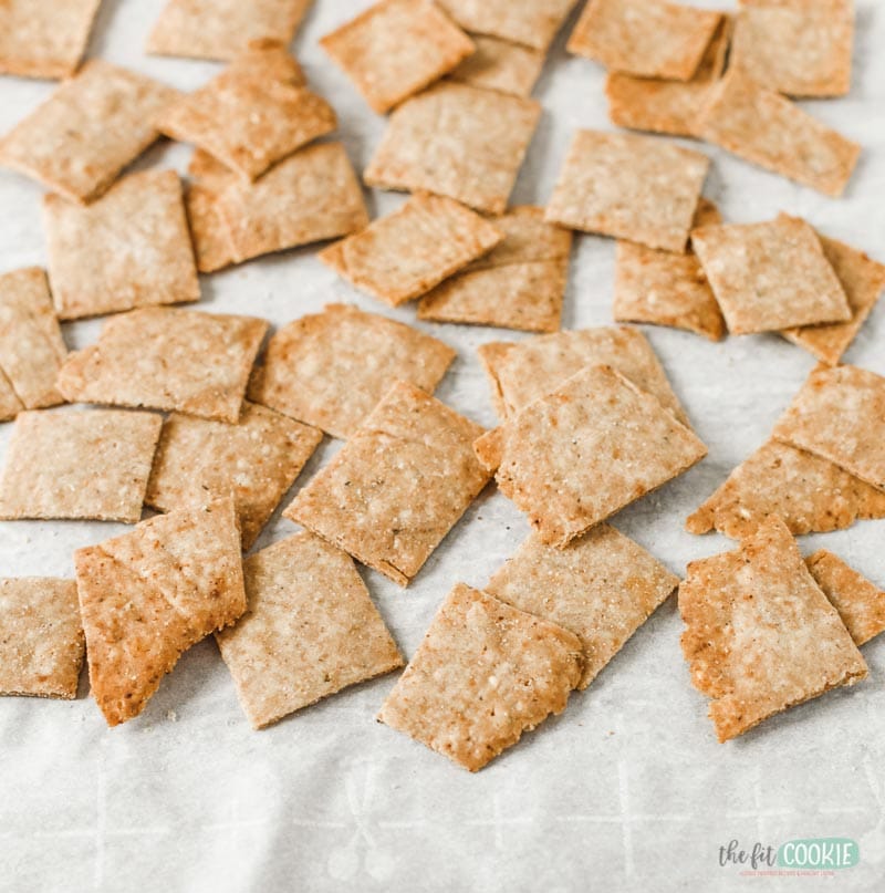 Gluten Free Za'atar Crackers (Vegan) • The Fit Cookie