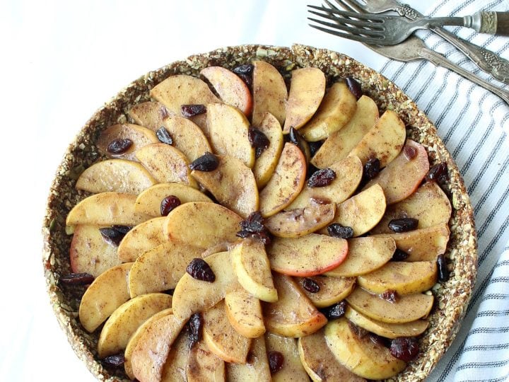 Image for No-Bake Apple Pie {gluten-free, vegan, nut-free} · Allergylicious