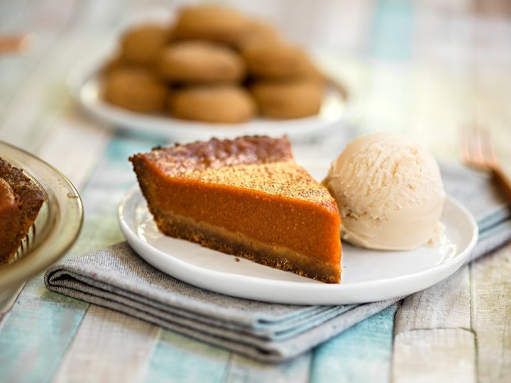 Image for Gingerbread Pumpkin Pie Recipe (Vegan, Gluten-free & Allergy-friendly!)