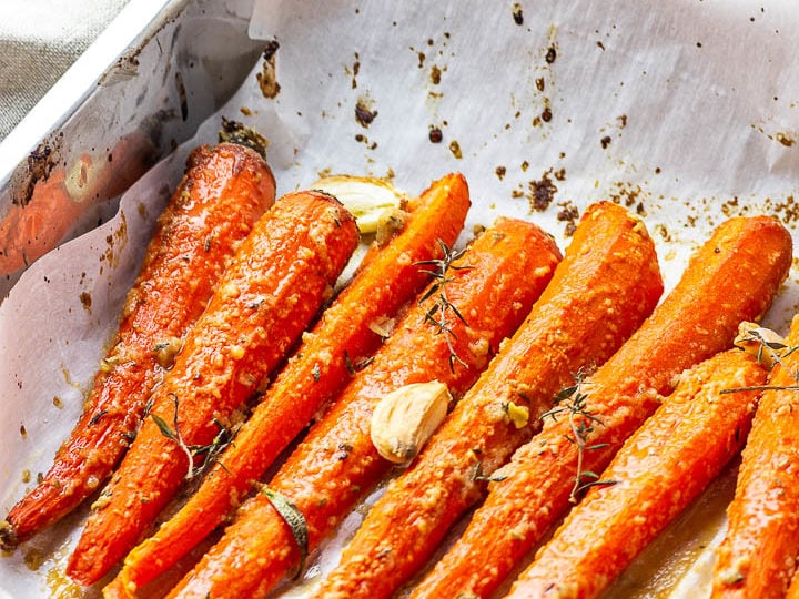 Image for Tahini Maple - glazed Carrots (vegan) 
