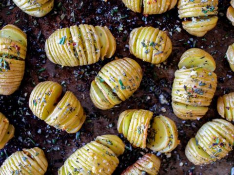 Image for Garlic Rosemary Baby Hasselback Potatoes