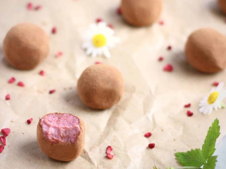 Image for Vegan Strawberry Chocolate Truffles