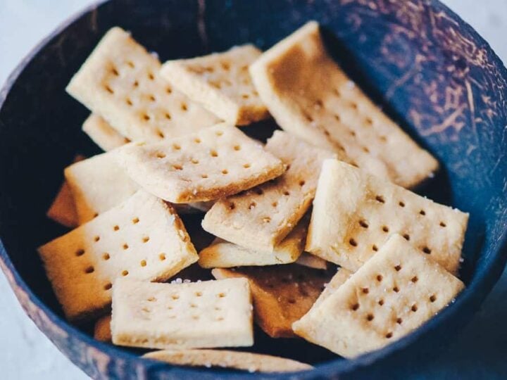 Image for Sea Salt Chickpea Crackers (Gluten-Free, Vegan)