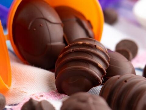 Image for Vegan Caramel Chocolate Eggs (homemade caramel)