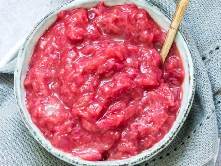 Image for Pasta with Basil and Rhubarb Sauce