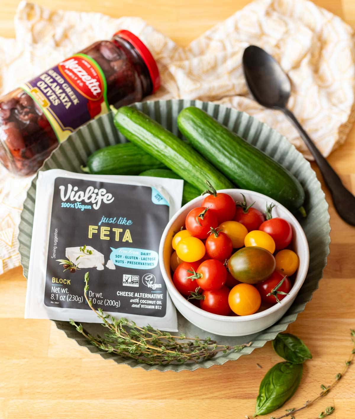 ingredients to make a dairy free greek salad. 